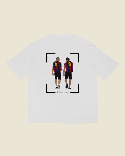 fodboldtrøje andres iniesta og xavi fc barcelona, hvid oversized t-shirt ryg