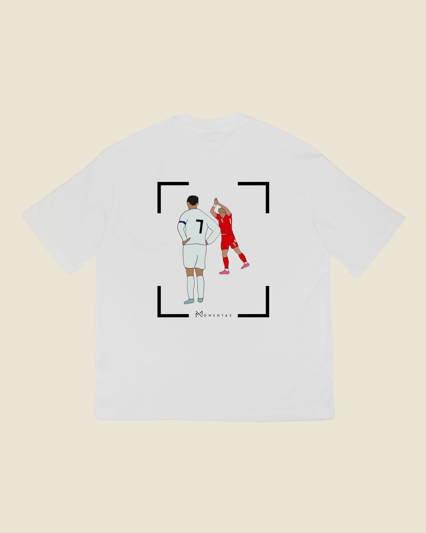 fodboldtrøje rasmus højlund danmark, hvid oversized t-shirt ryg