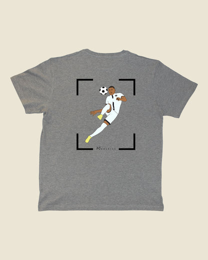 fodboldtrøje kylian mbappe psg, grå t-shirt ryg