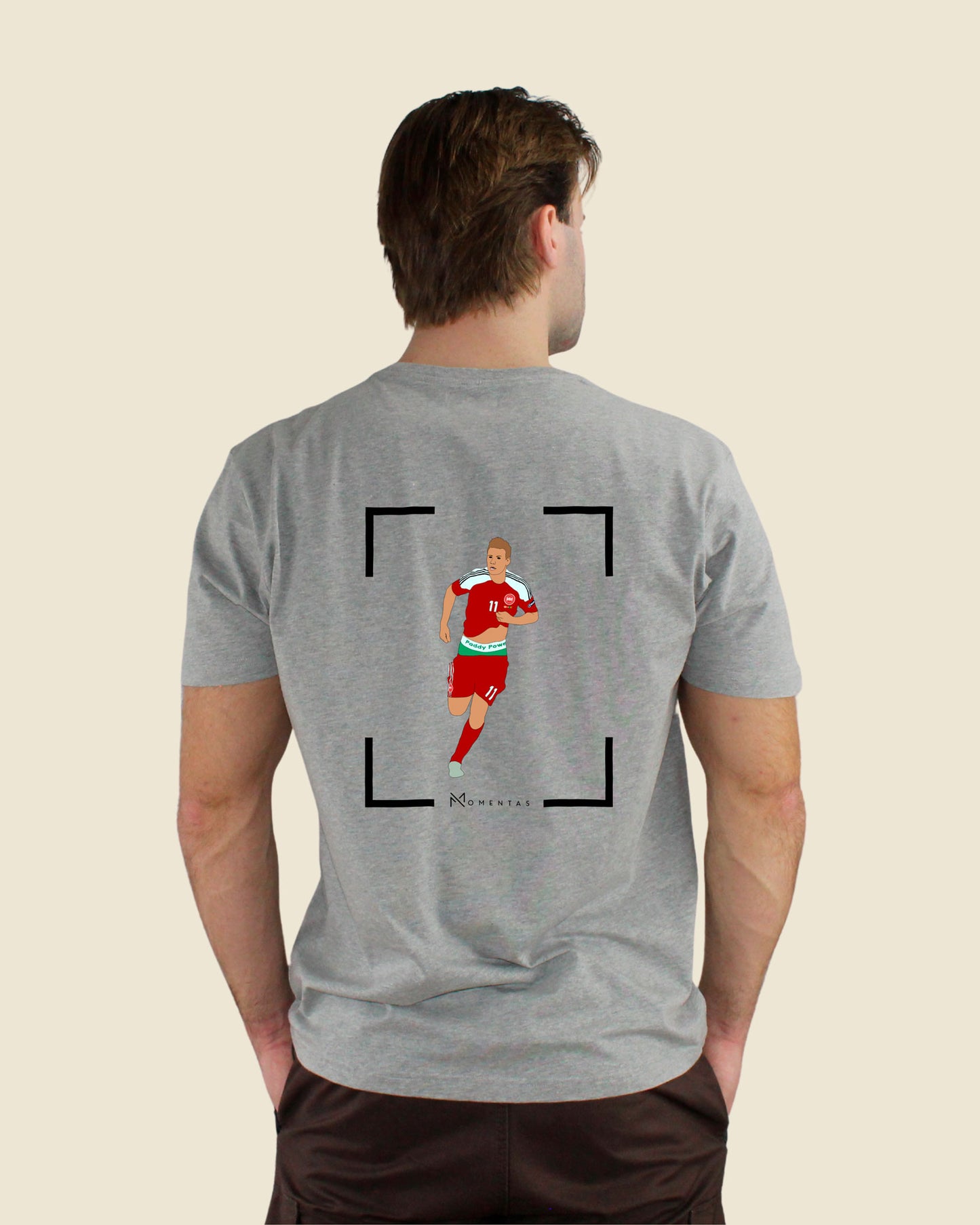 fodboldtrøje nicklas bendtner danmark grå t-shirt ryg model